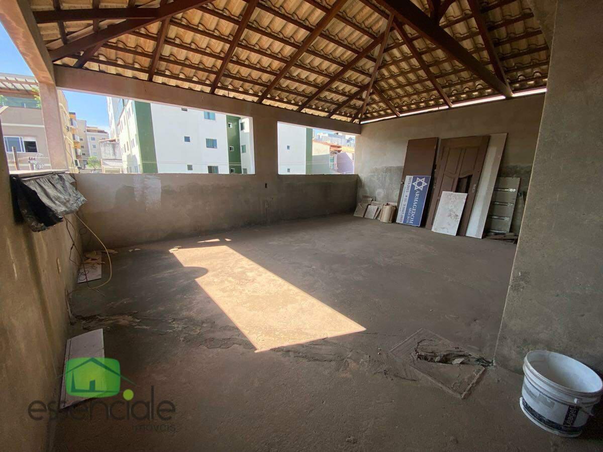 Casa, Jardim Riacho das Pedras, 4 Quartos, 2 Vagas, 1 Suíte