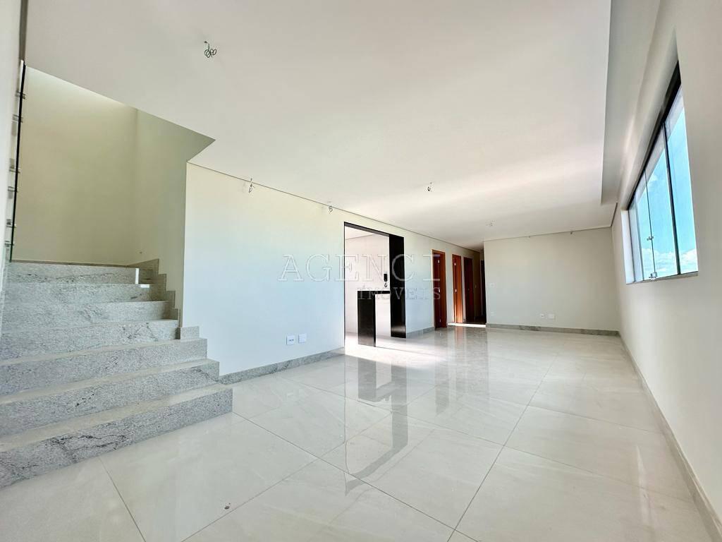 Cobertura, Serrano, 4 Quartos, 0 Vaga, 1 Suíte