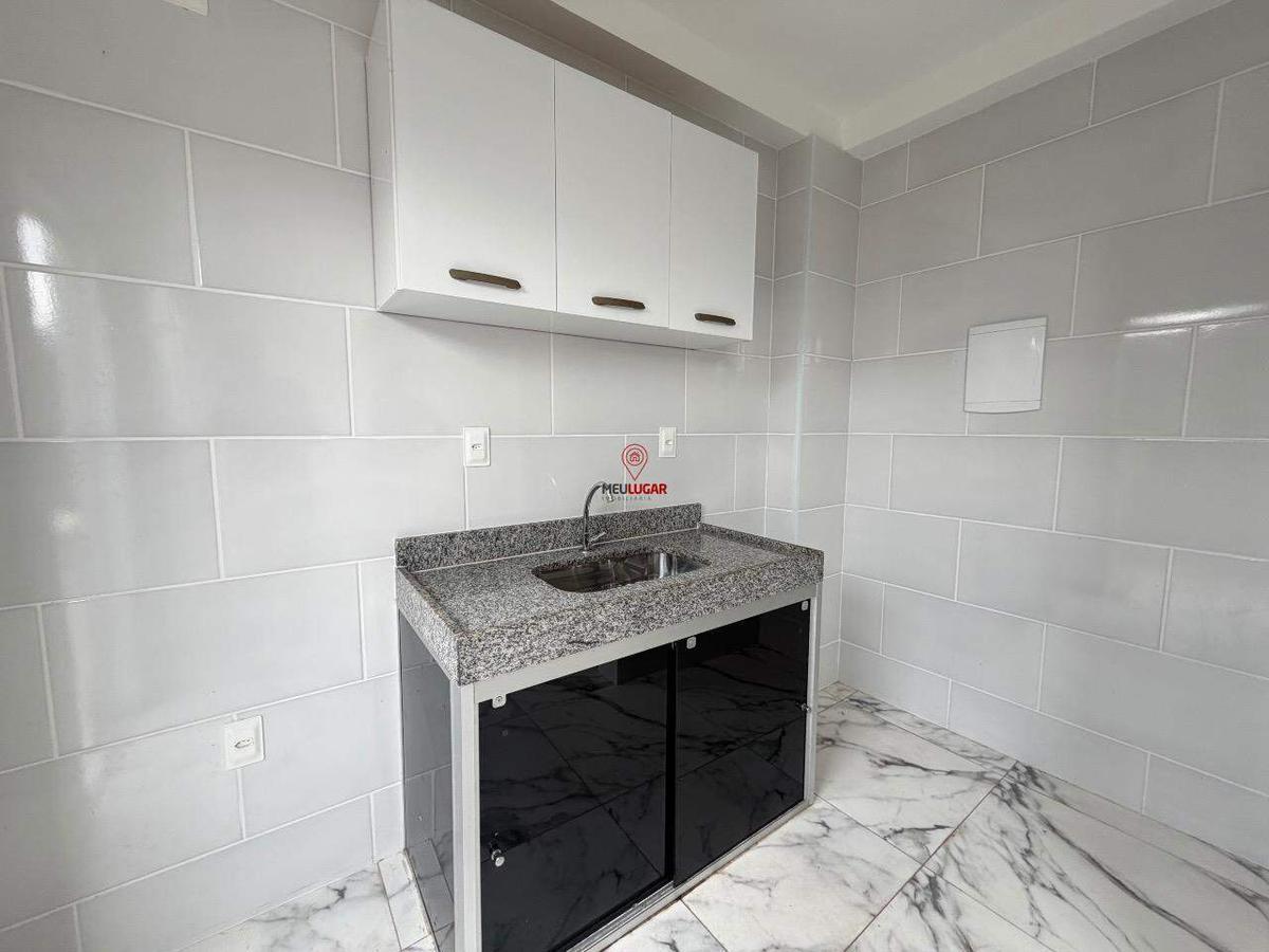 Apartamento, Lago Azul, 2 Quartos, 1 Vaga