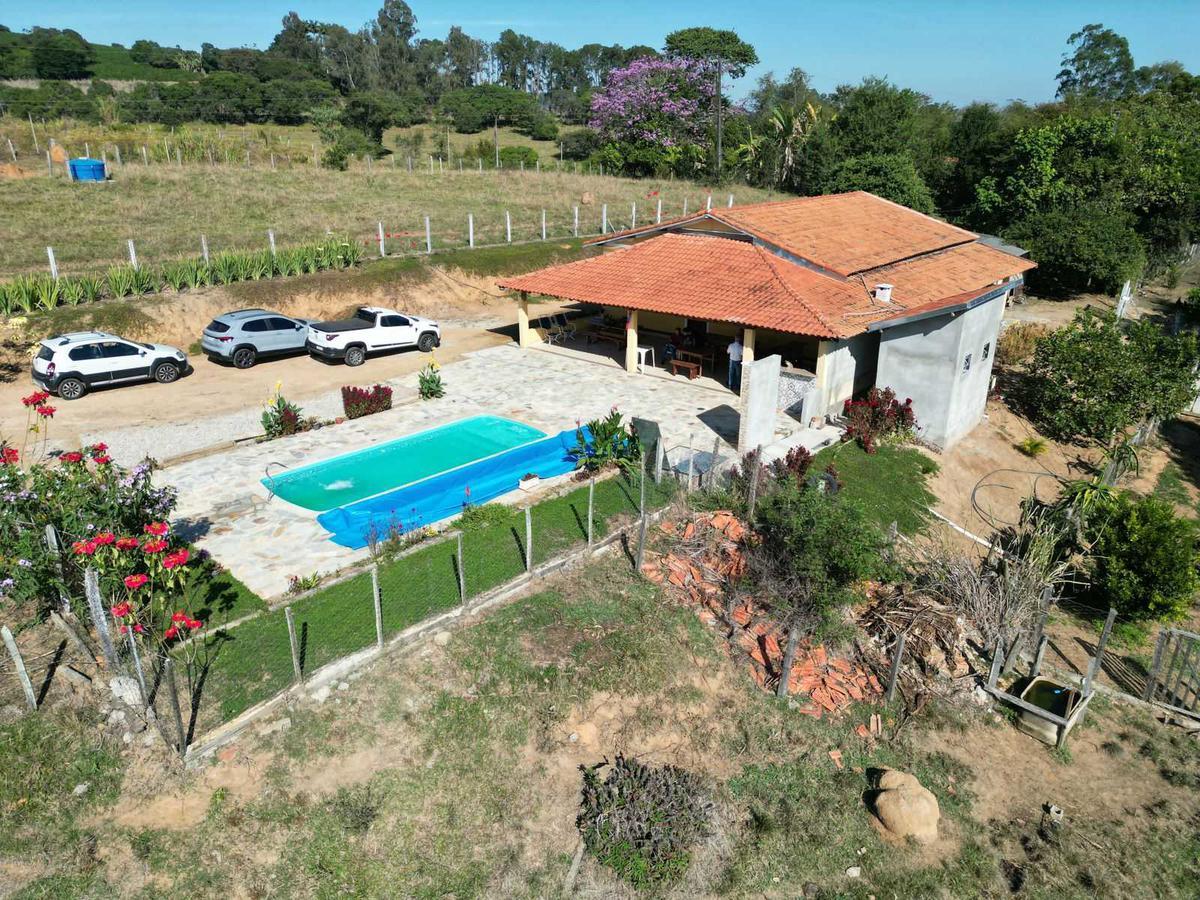 Fazenda, Zona Rural, 2 Quartos, 0 Vaga, 2 Suítes