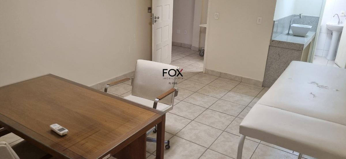Sala, Santa Efigênia, 0 Quarto, 4 Vagas