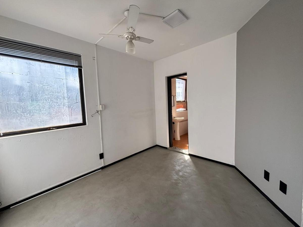 Sala, Centro, 0 Quarto, 0 Vaga