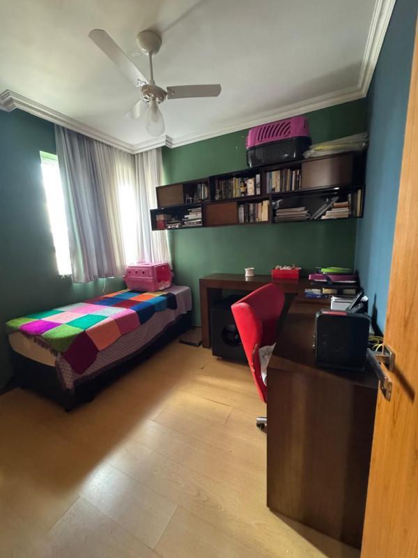 Cobertura, Cachoeirinha, 4 Quartos, 4 Vagas, 1 Suíte