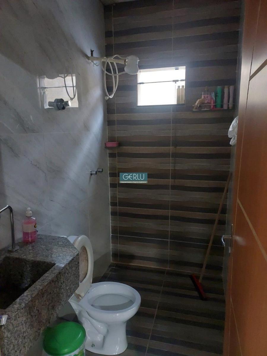 Casa, Centro, 2 Quartos, 2 Vagas