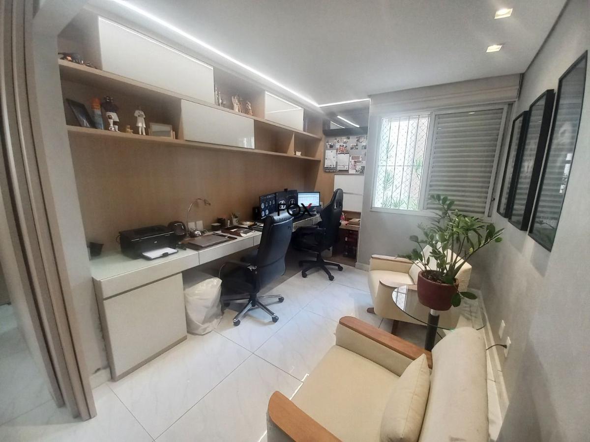 Apartamento, Santo Agostinho, 4 Quartos, 2 Vagas, 1 Suíte