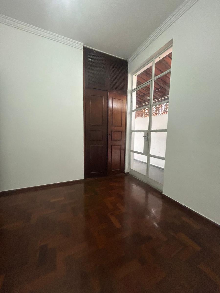 Casa, Ouro Preto, 4 Quartos, 2 Vagas, 1 Suíte