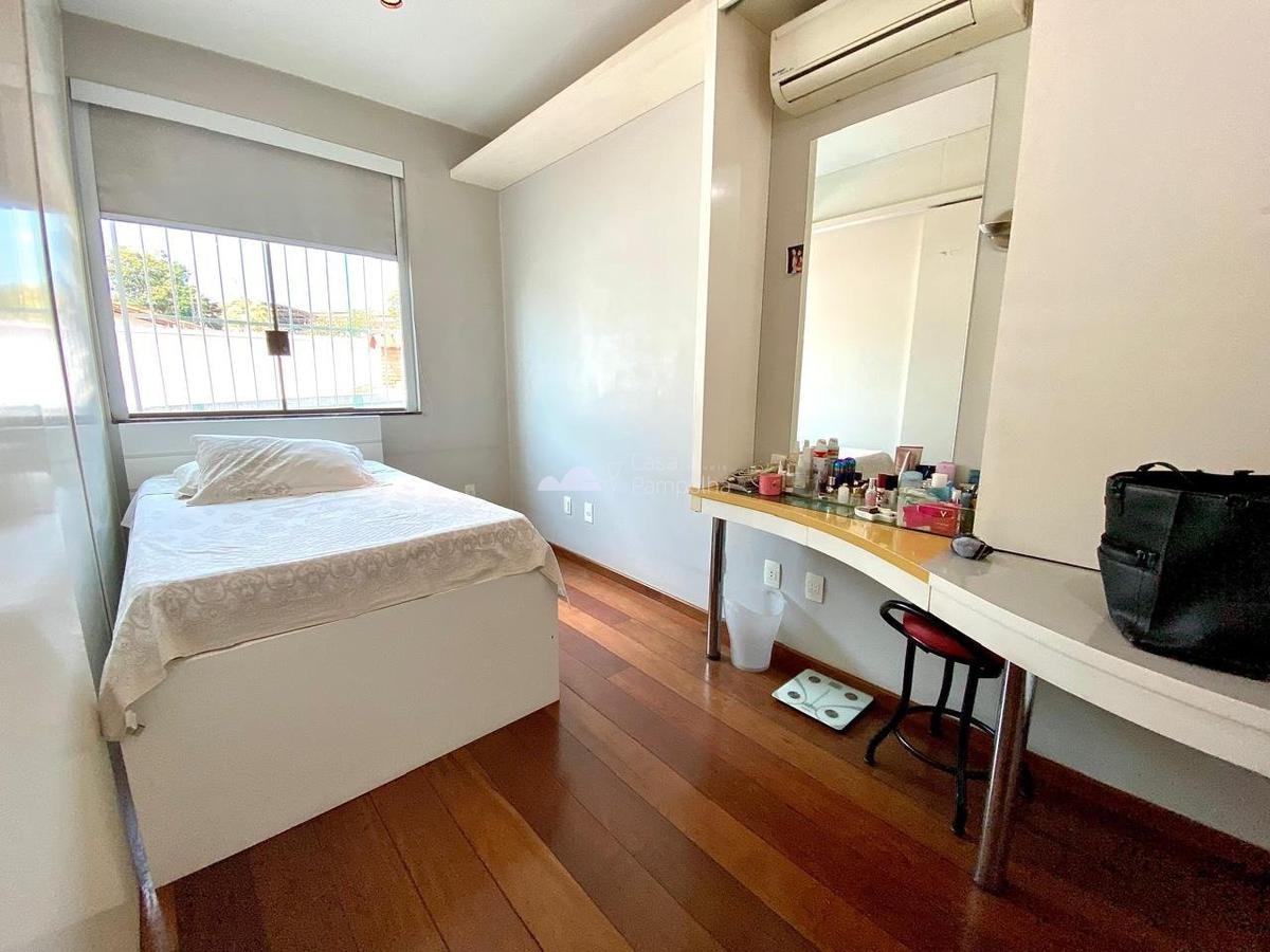 Casa, Santa Branca, 4 Quartos, 3 Vagas, 3 Suítes