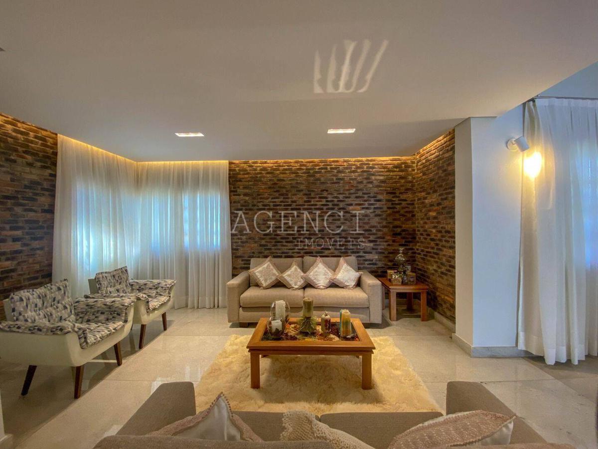 Casa, Trevo, 4 Quartos, 0 Vaga, 1 Suíte