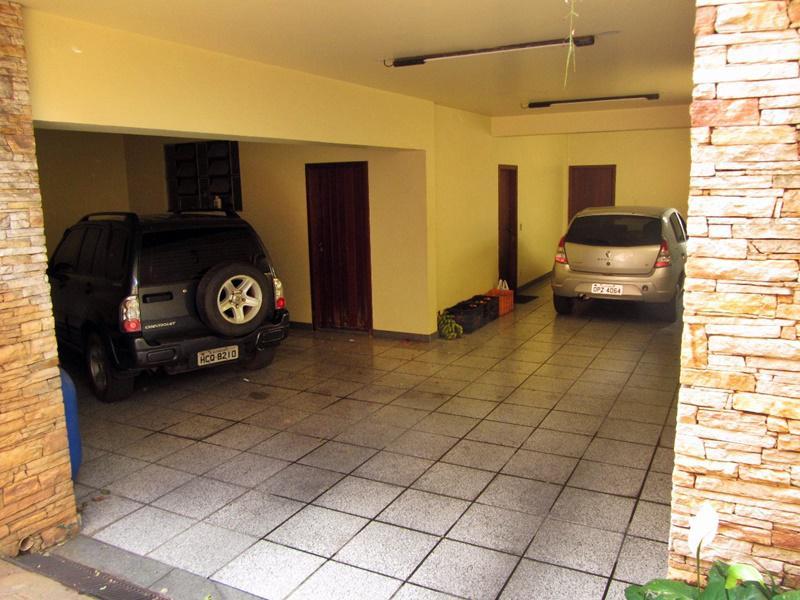 Casa, Caiçaras, 3 Quartos, 4 Vagas, 1 Suíte