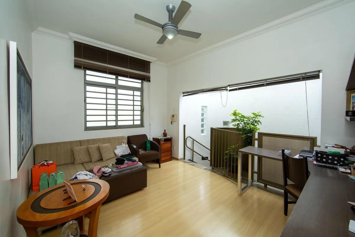Casa, Prado, 5 Quartos, 6 Vagas, 2 Suítes