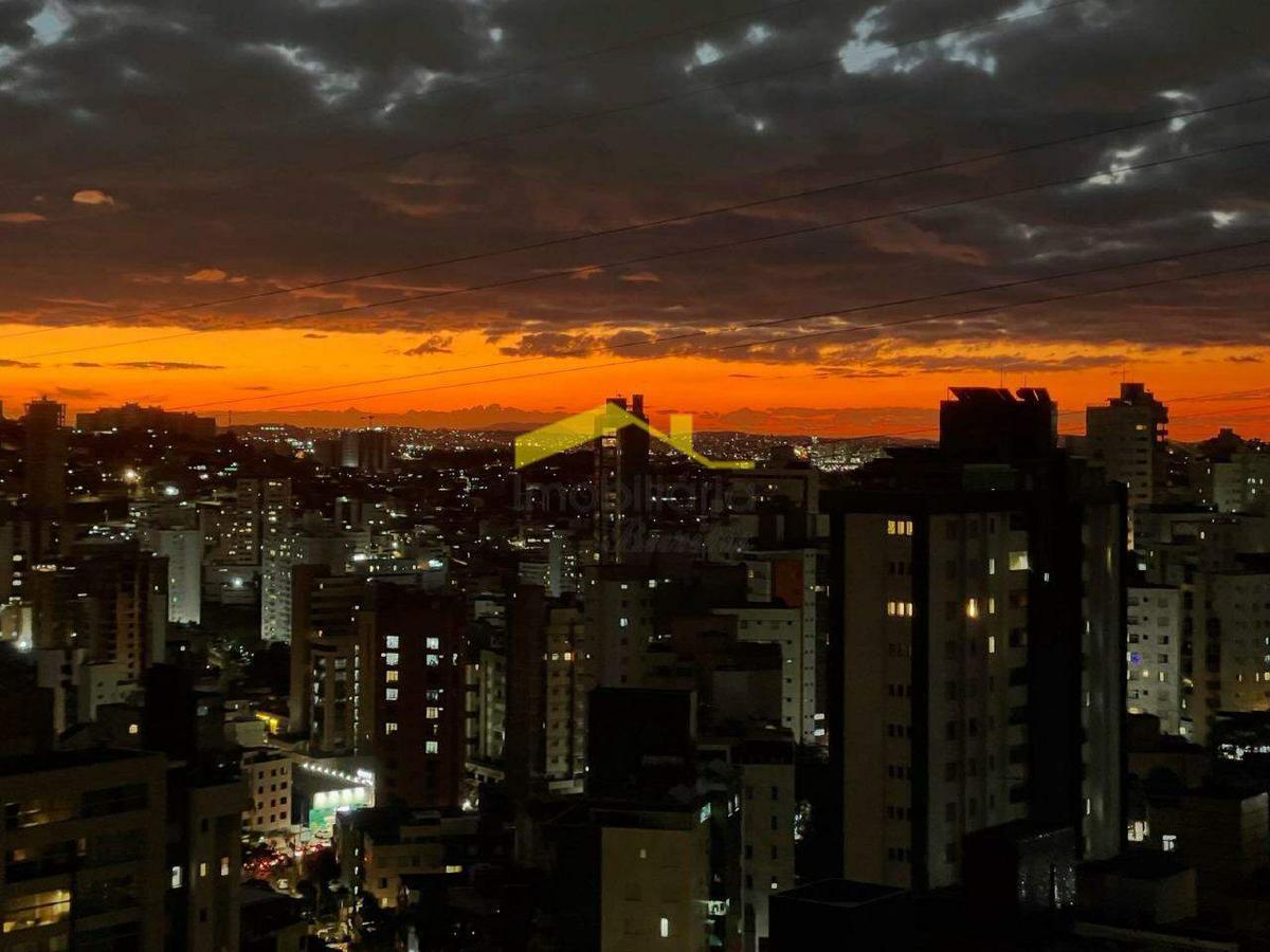 Cobertura, Buritis, 3 Quartos, 2 Vagas, 1 Suíte