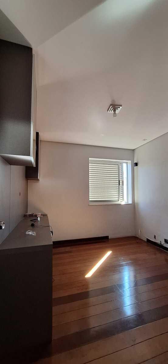 Apartamento, Sagrada Família, 3 Quartos, 1 Vaga, 1 Suíte