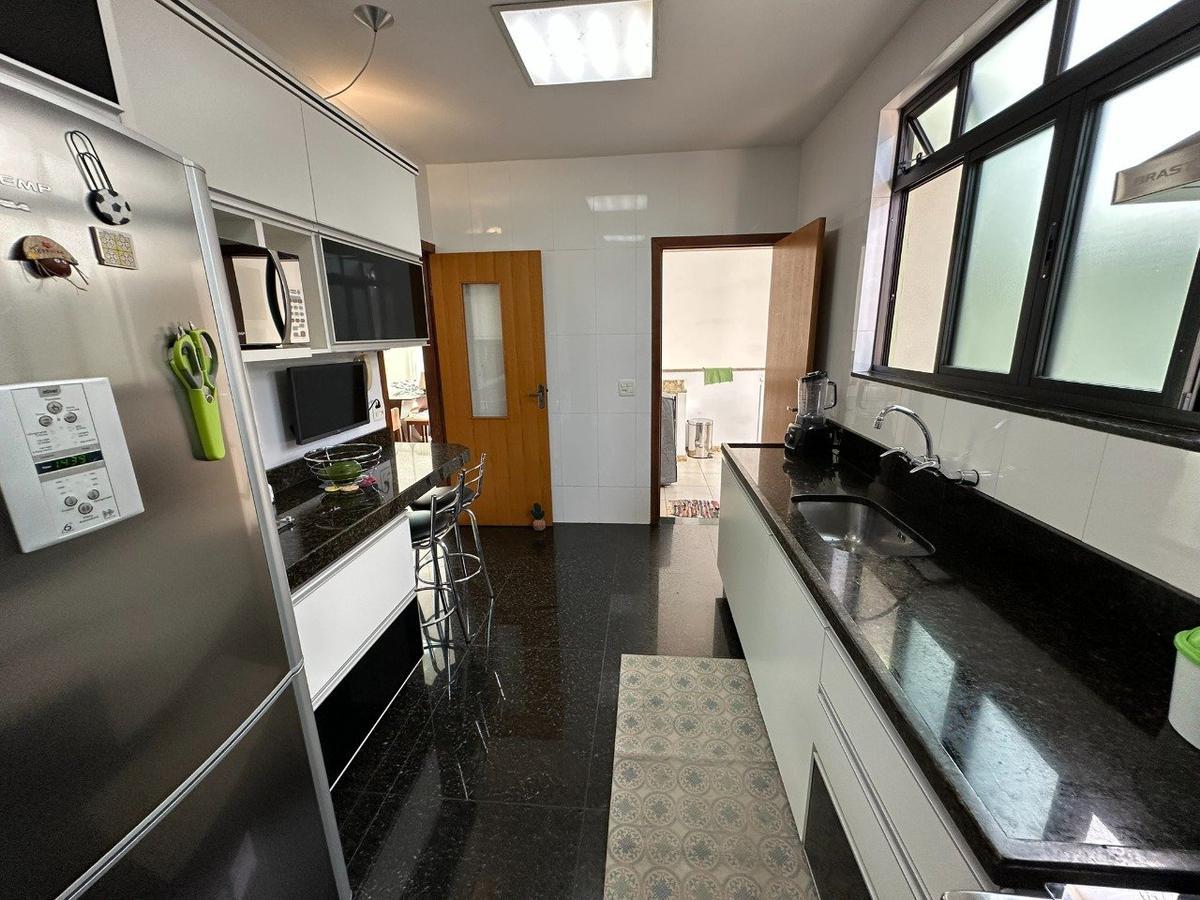 Casa, União, 3 Quartos, 6 Vagas, 1 Suíte