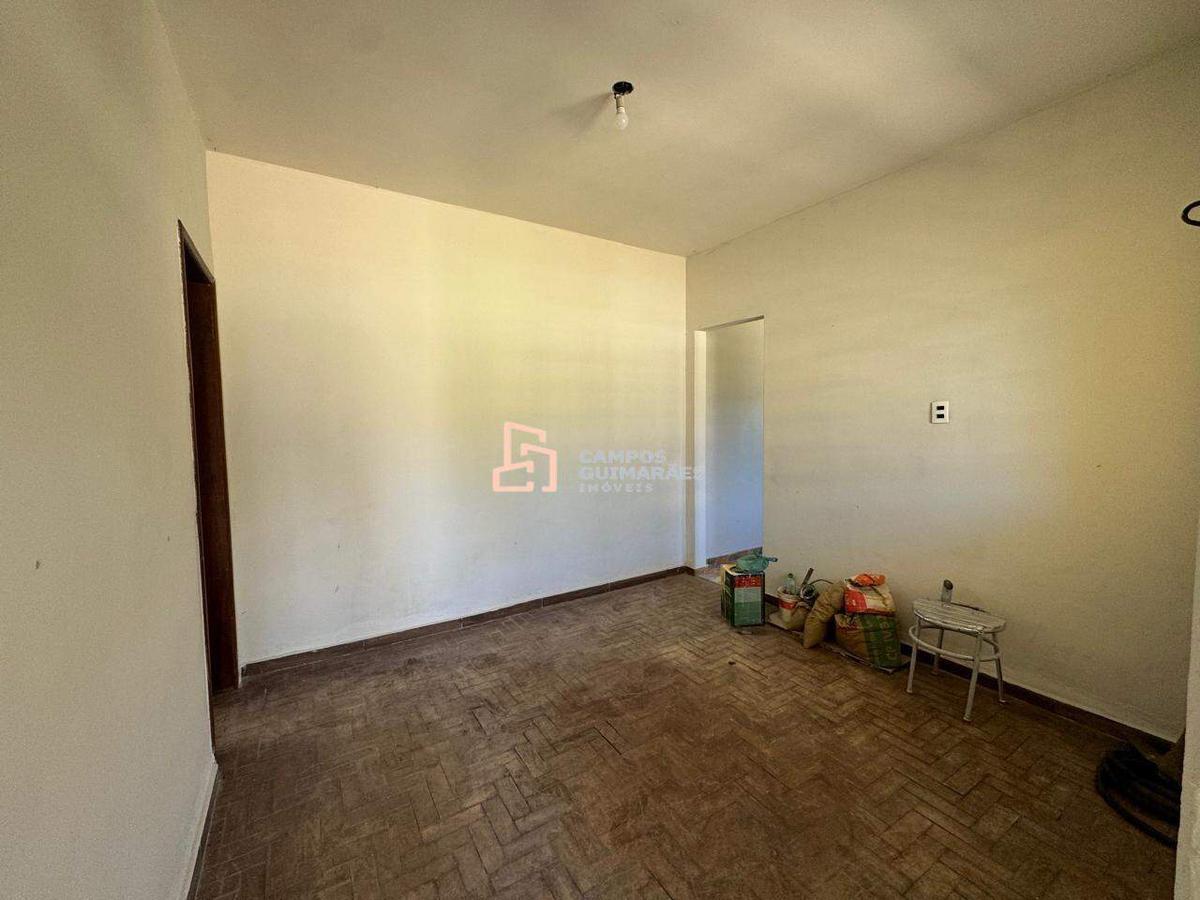 Casa, Tirol, 2 Quartos, 4 Vagas