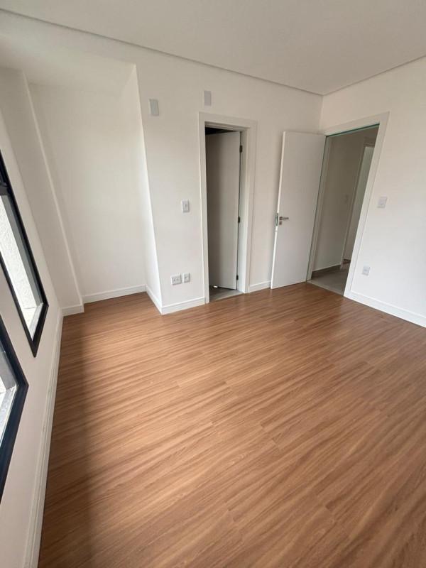 Casa, Planalto, 3 Quartos, 3 Vagas, 2 Suítes