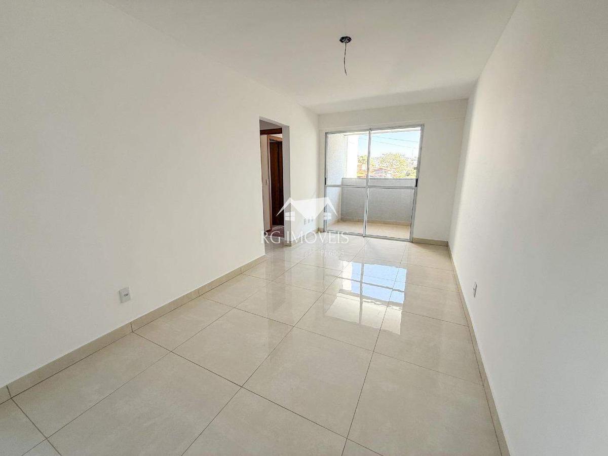 Apartamento, Miramar (barreiro), 2 Quartos, 1 Vaga, 1 Suíte