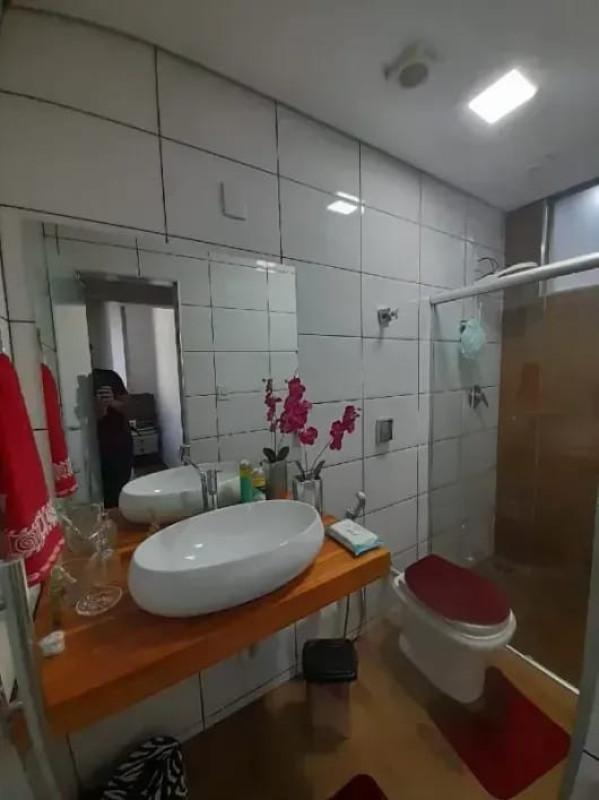 Casa, Tirol (barreiro), 3 Quartos, 2 Vagas, 1 Suíte