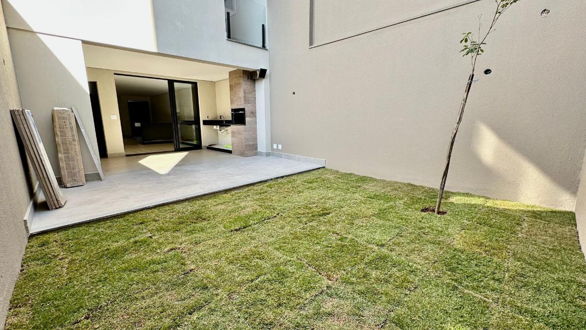 Casa, Jaraguá, 4 Quartos, 4 Vagas, 1 Suíte