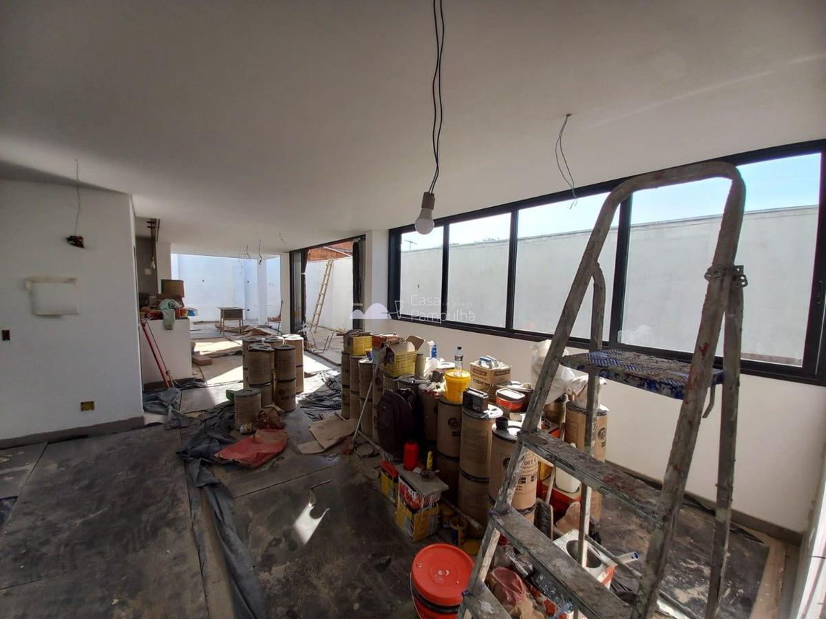 Casa, Trevo, 4 Quartos, 3 Vagas, 3 Suítes