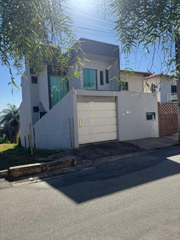 Casa, Masterville, 3 Quartos, 4 Vagas, 1 Suíte