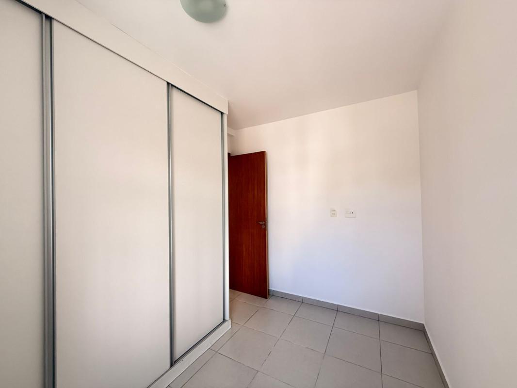 Apartamento, Sagrada Família, 3 Quartos, 2 Vagas, 1 Suíte