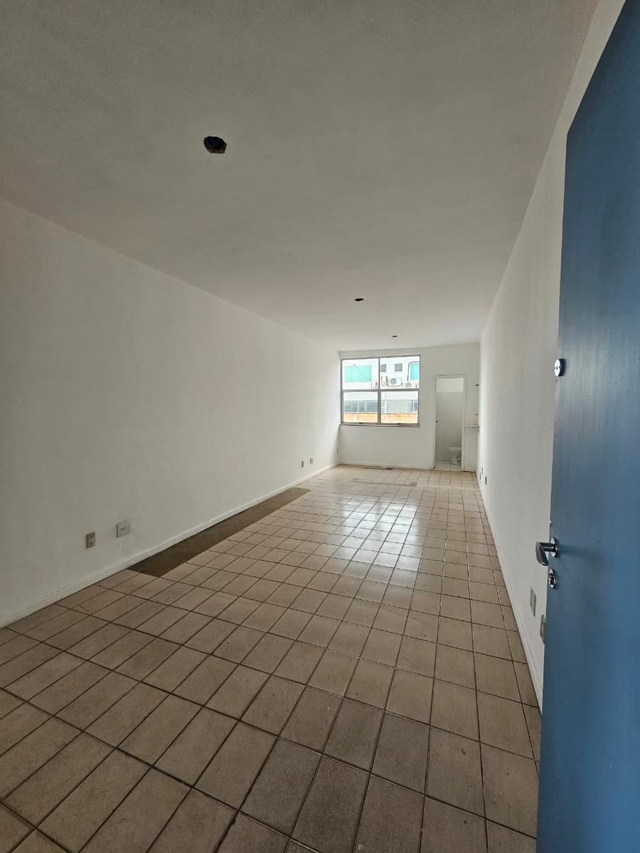 Sala, Padre Eustáquio, 0 Quarto, 0 Vaga