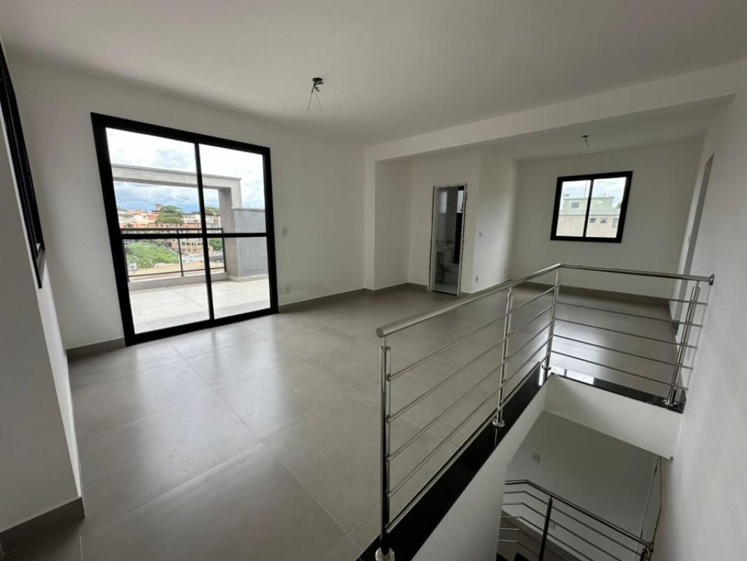 Cobertura, Filadélfia, 3 Quartos, 2 Vagas, 1 Suíte