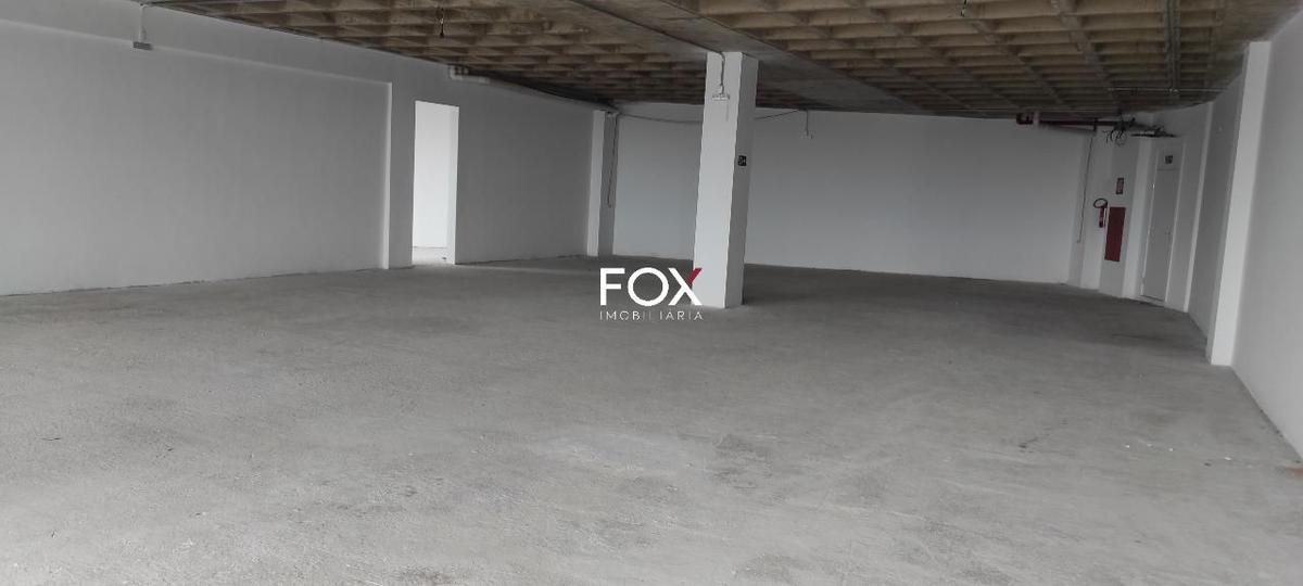 Sala, Santa Lúcia, 0 Quarto, 6 Vagas
