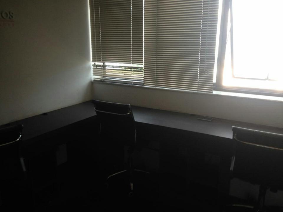 Sala, Lourdes, 0 Quarto, 0 Vaga, 0 Suíte