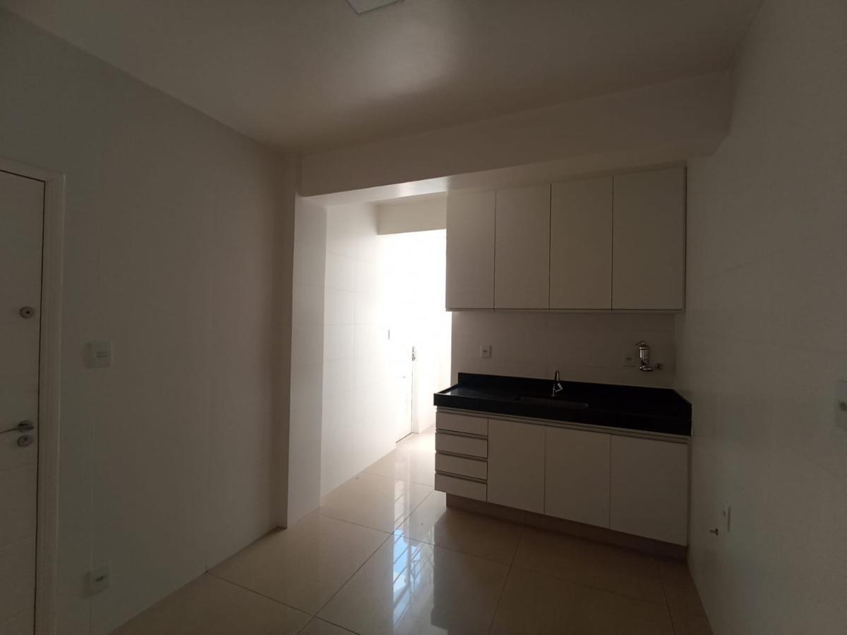 Apartamento, Centro, 3 Quartos, 0 Vaga, 1 Suíte