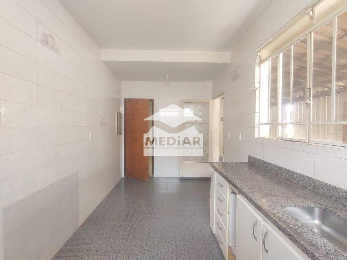 Casa, Sagrada Família, 5 Quartos, 2 Vagas, 1 Suíte