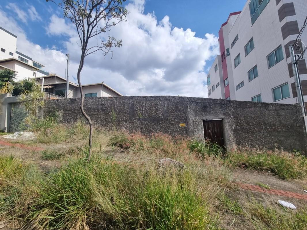 Lote, Jardim Riacho das Pedras, 0 Quarto, 12 Vagas