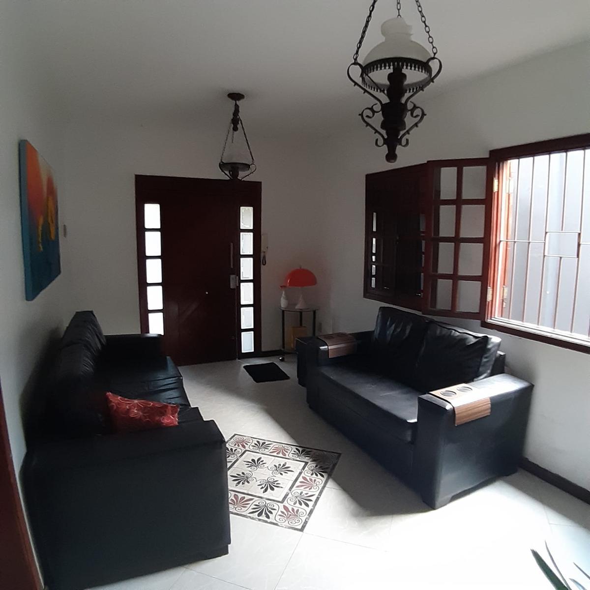 Casa, Inconfidência, 4 Quartos, 4 Vagas, 2 Suítes