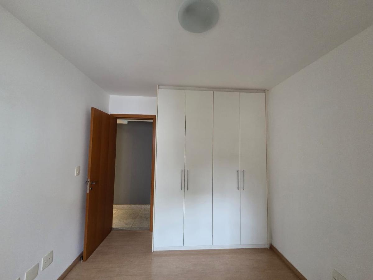 Apartamento, Funcionários, 2 Quartos, 2 Vagas, 1 Suíte