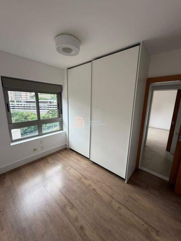 Apartamento, Vale do Sereno, 4 Quartos, 13 Vagas, 2 Suítes