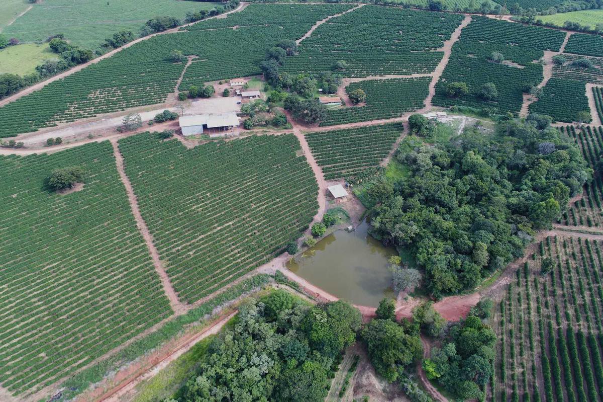 Fazenda, Zona Rural, 3 Quartos, 0 Vaga