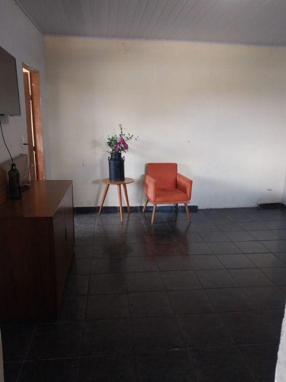 Casa, Adelmolândia, 2 Quartos, 0 Vaga