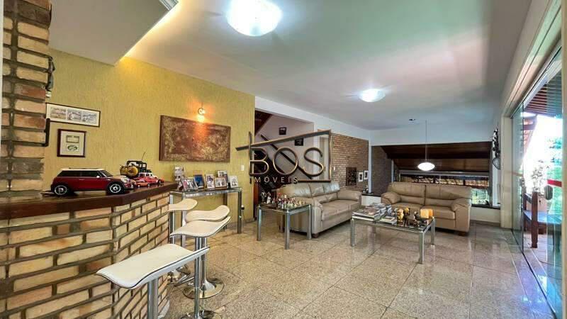 Casa, Santa Lúcia, 5 Quartos, 5 Vagas, 2 Suítes