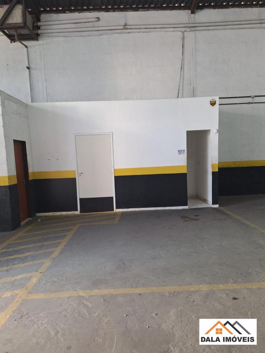 Galpão, Castelo, 0 Quarto, 6 Vagas