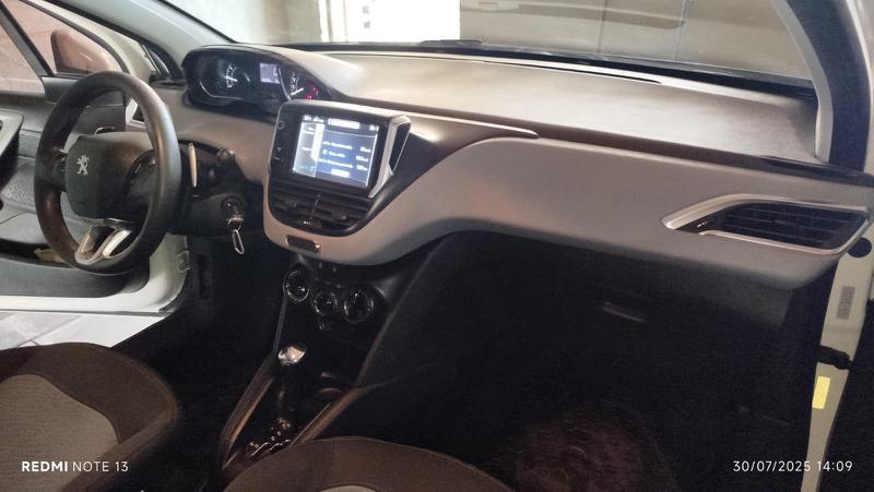 Peugeot 208 Active Pack 1.6 Flex 16v 5p Aut.
