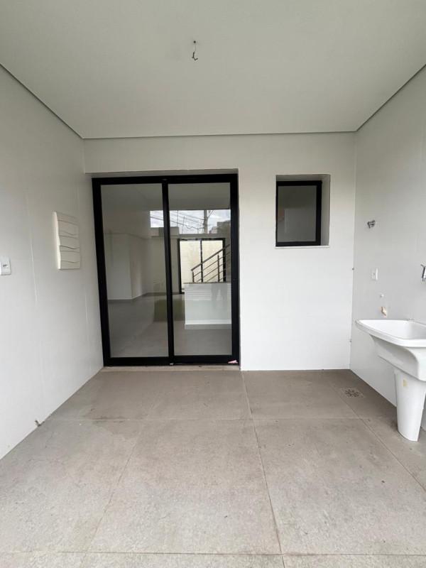Casa, Planalto, 3 Quartos, 3 Vagas, 2 Suítes