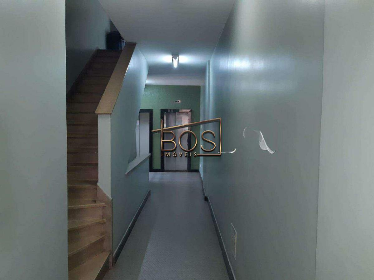 Sala, Centro, 0 Quarto, 0 Vaga, 1 Suíte