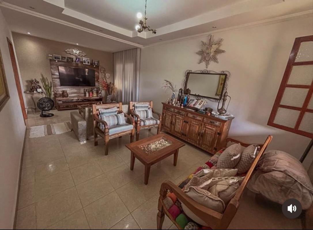 Casa, Santa Terezinha, 3 Quartos, 1 Vaga, 1 Suíte
