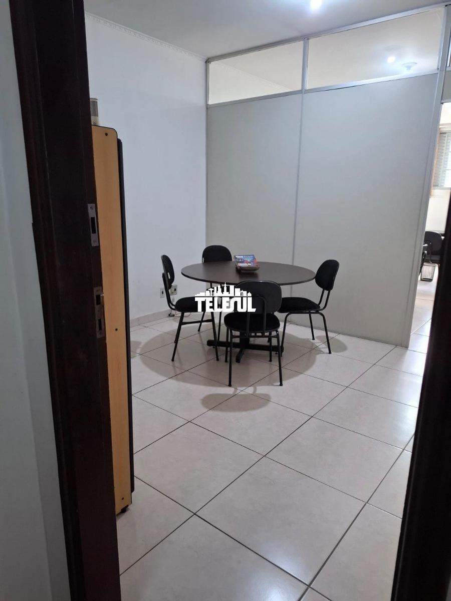 Galpão, Jardim Andere, 0 Quarto, 0 Vaga