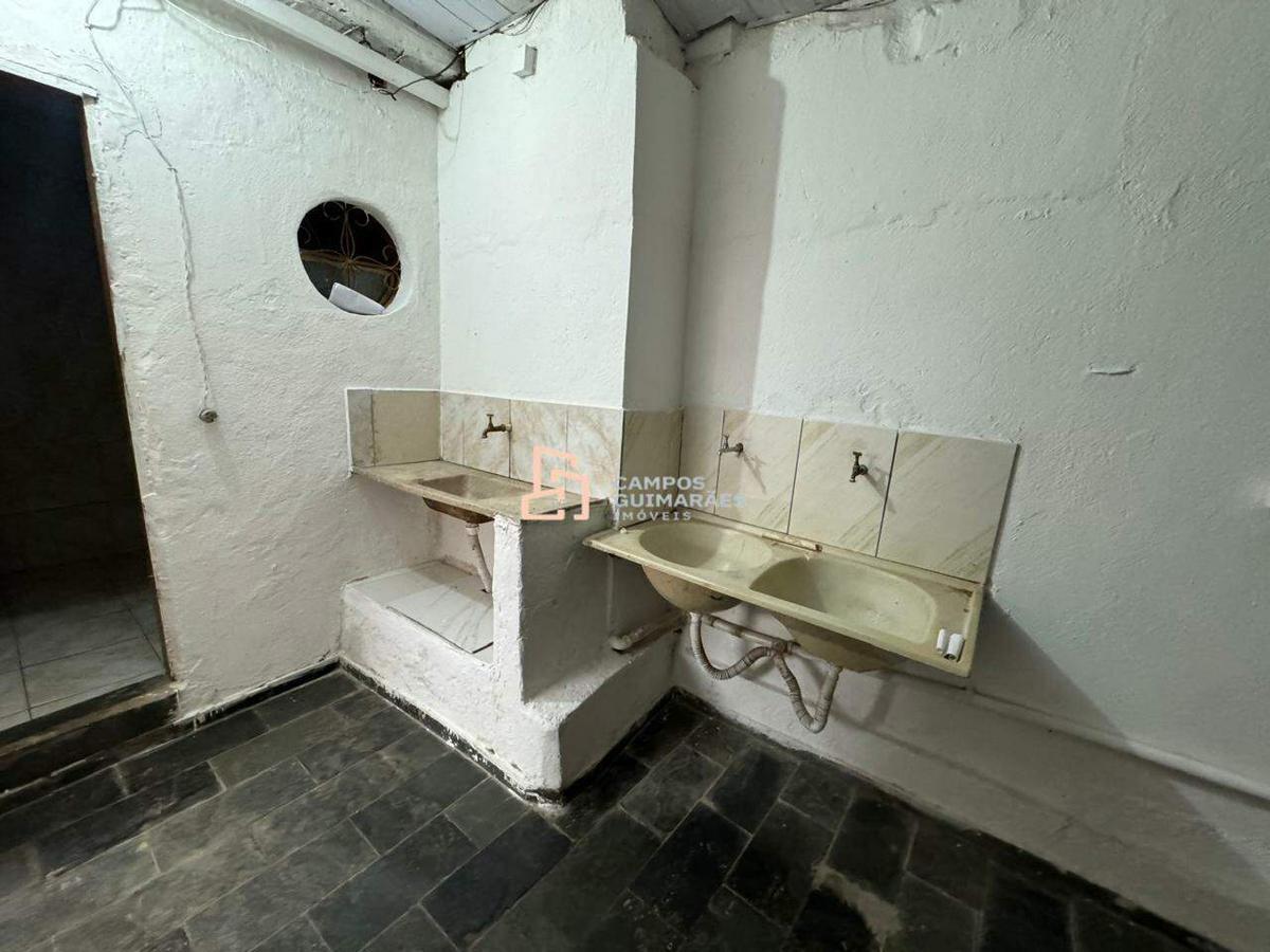 Casa, Milionários, 1 Quarto, 1 Vaga