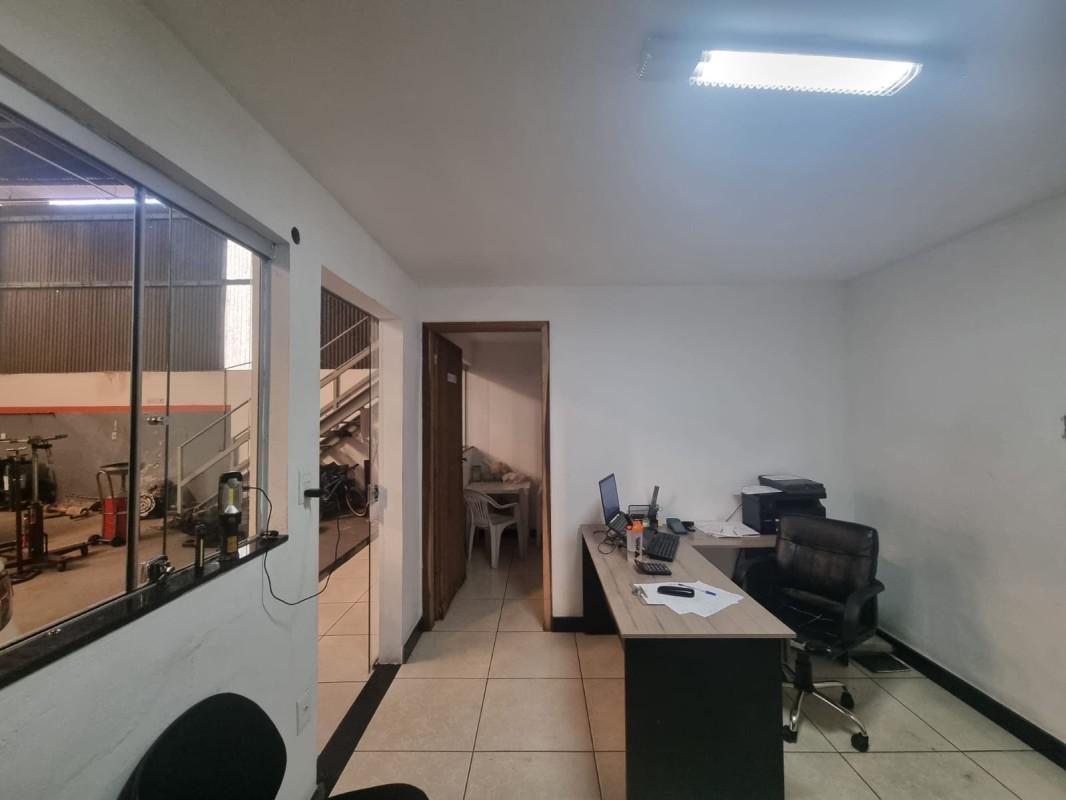 Galpão, Flamengo, 0 Quarto, 10 Vagas