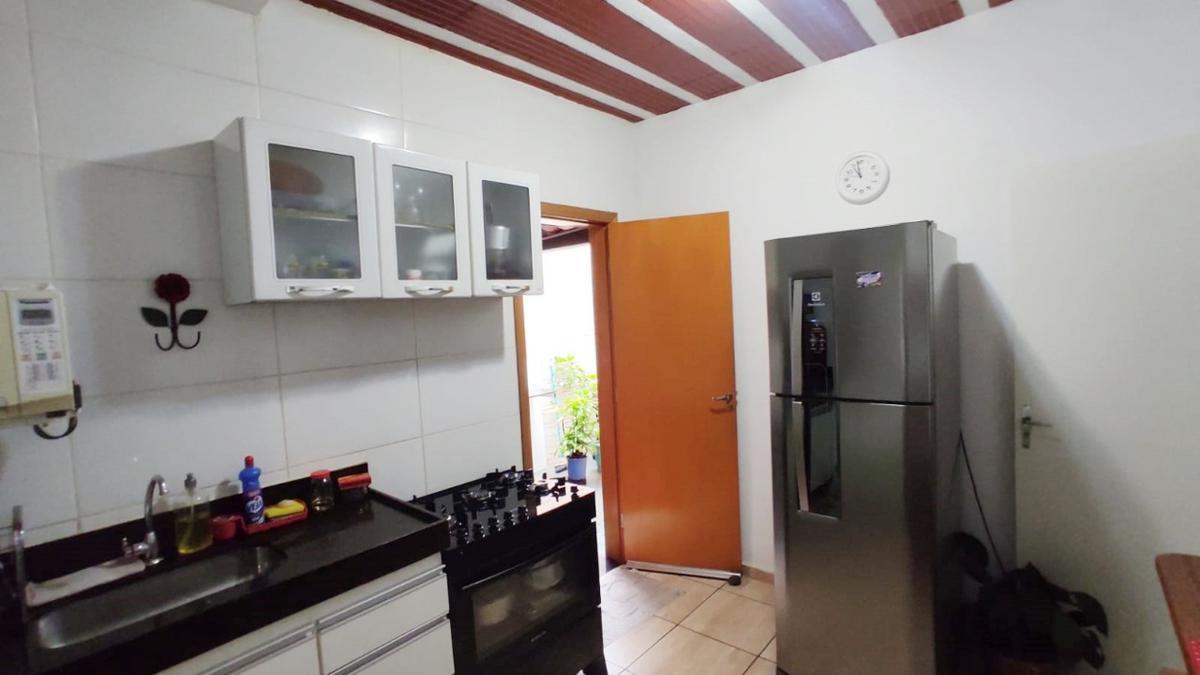Casa, Conjunto Lagoa, 4 Quartos, 2 Vagas, 1 Suíte