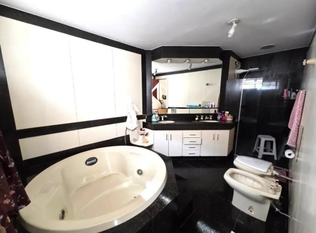 Casa, Prado, 3 Quartos, 3 Vagas, 1 Suíte