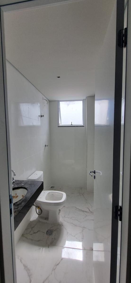 Cobertura, Ana Lúcia, 3 Quartos, 2 Vagas, 1 Suíte