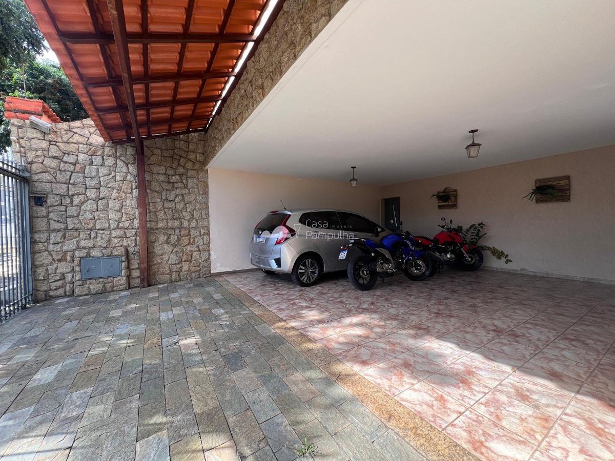 Casa, Planalto, 4 Quartos, 4 Vagas, 1 Suíte